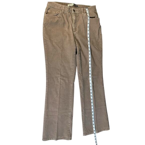 St. John's Bay Stretch BootCut Corduroy Pants Women's Size 8 Tan Cotton Blend - Picture 6 of 9